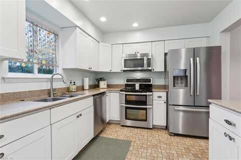 3816 Marlin Bay Court, Virginia Beach, VA 23455
