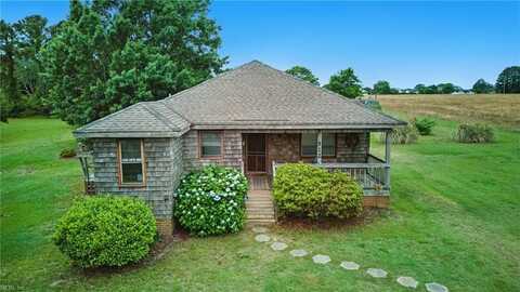 512 S End Road, Knotts Island, NC 27950