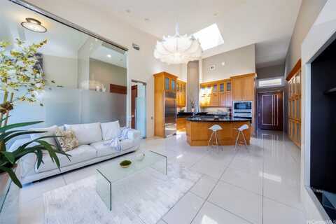 427 Launiu Street, Honolulu, HI 96815