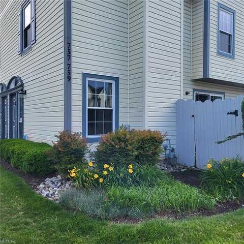759 Ridge Circle, Chesapeake, VA 23320