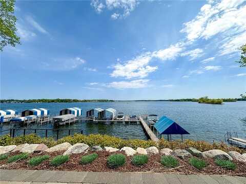 4407 Wilshire Boulevard, Mound, MN 55364