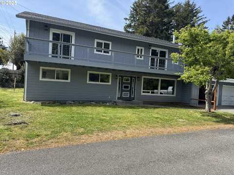 29700 PARK DR, Gold Beach, OR 97444