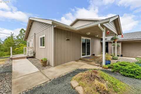 250 VALLEY VIEW RD, Sutherlin, OR 97479