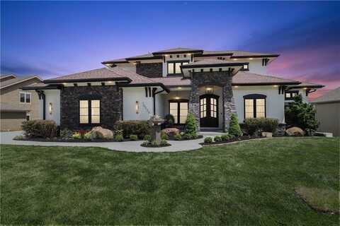 10239 N Kansas Avenue, Kansas City, MO 64155