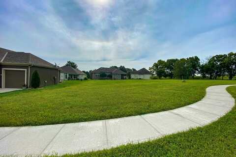 305 Crestview Court, Raymore, MO 64083