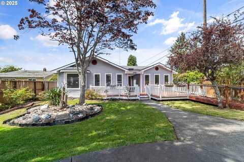 409 PACIFIC AVE, Brookings, OR 97415