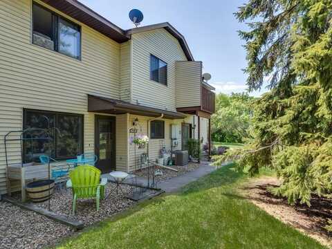 4237 Centerville Road, Vadnais Heights, MN 55127
