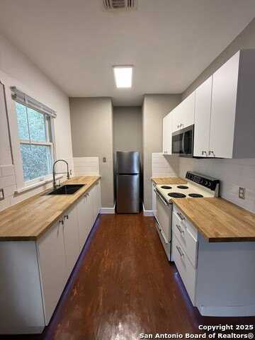 415 E Locust, San Antonio, TX 78212