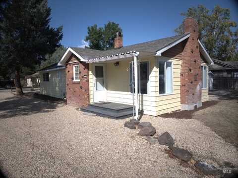 2912 S Harmony Ave, Boise, ID 83706