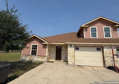 14618 Quesenberry Rd, Von Ormy, TX 78073