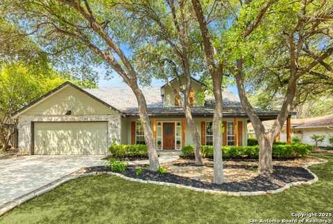 9114 Oak Downs Dr, San Antonio, TX 78230