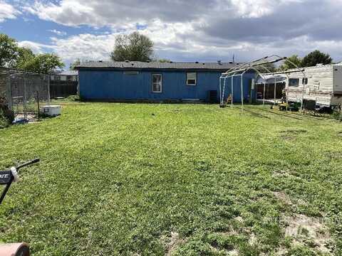 776 16th St, Vale, OR 97918