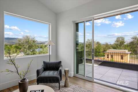 333 E Palapa Lane, Garden City, ID 83714