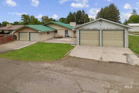 1006 S B Street, Rupert, ID 83350