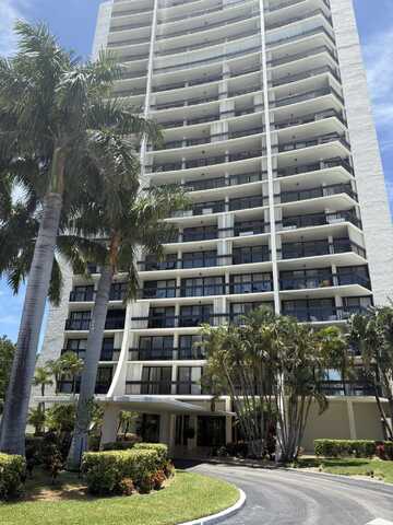 2000 Presidential Way, West Palm Beach, FL 33401