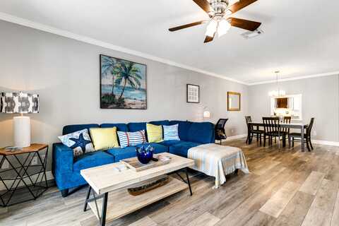 412 S Palmway, Lake Worth, FL 33460