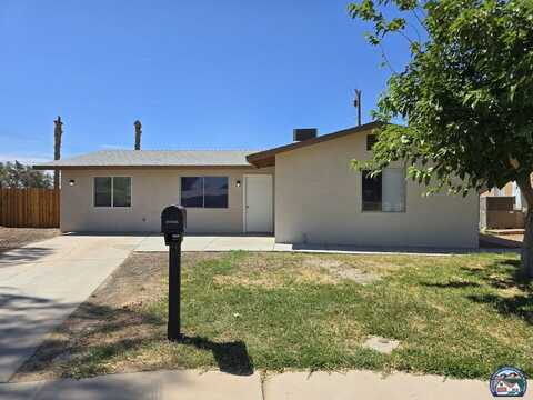 118 Dahlia Ln, Imperial, CA 92251