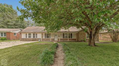803 Robindale Road, Blytheville, AR 72315