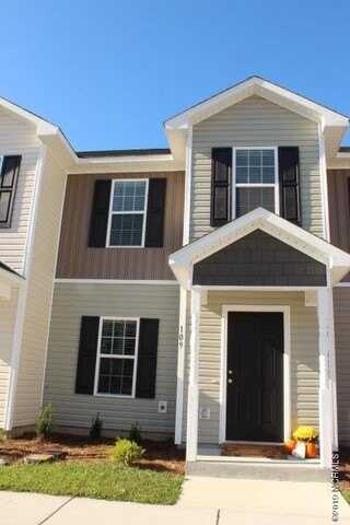 109 W Murrow Lane, Jacksonville, NC 28546