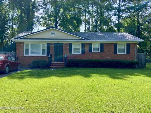732 Dennis Road, Jacksonville, NC 28546