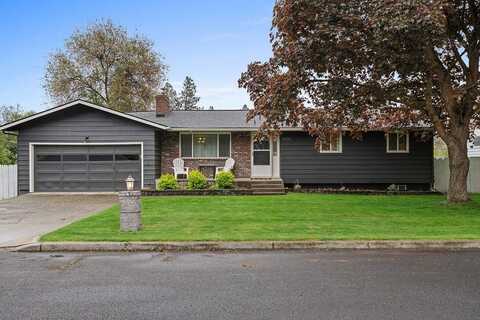 8214 N JEFFERSON Dr, Spokane, WA 99208
