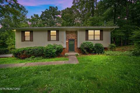 9425 Jim Loy Rd, Strawberry Plains, TN 37871