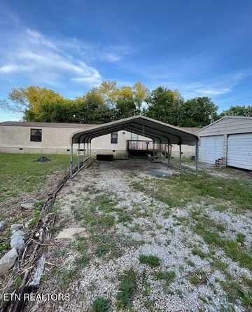620 Black Forest Drive, Maryville, TN 37801