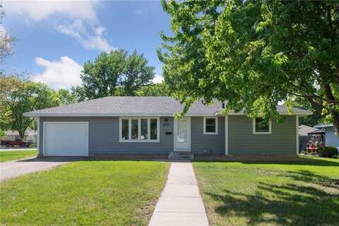 828 Atwood Street S, Shakopee, MN 55379
