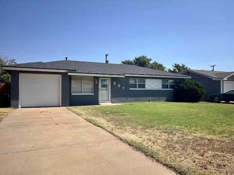 207 Pat Street, Levelland, TX 79336