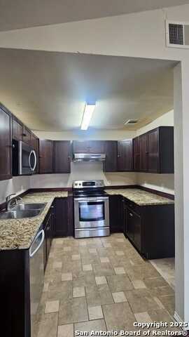 12205 STONEY, San Antonio, TX 78247