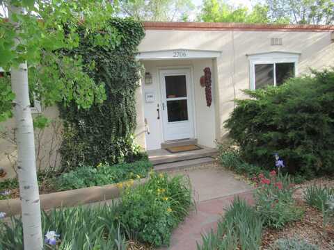 2706 Alamosa, Santa Fe, NM 87505
