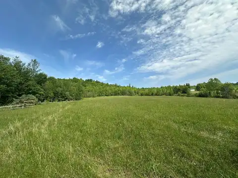 1802 River Road Road, Williamsburg, KY 40769