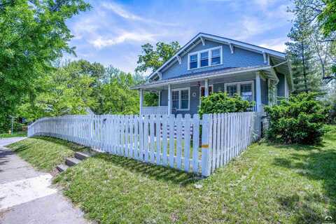 907 W 6th Street, Lawrence, KS 66044