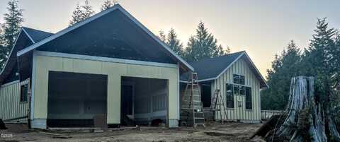 950 SW Dolores Drive, Waldport, OR 97394