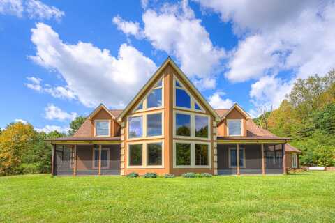 1782 Wolf Creek RD, Narrows, VA 24124