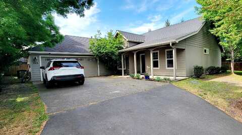 115 Wagon Wheel Drive, Grants Pass, OR 97527