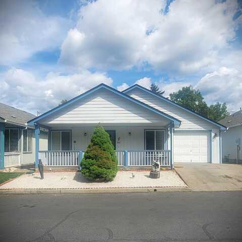 805 Bower Lane, Grants Pass, OR 97527