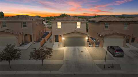 3914 Jaxson Lane, Santa Fe, NM 87507