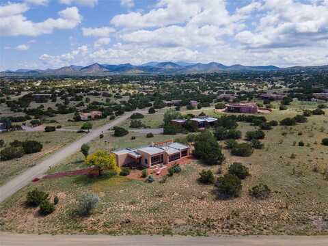7 Baya Court, Santa Fe, NM 87508