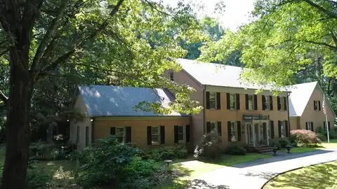 8850 OLD CREEK, Unincorporated, TN 38125