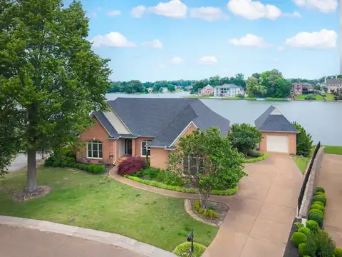 9913 WINDWARD SLOPE, Lakeland, TN 38002