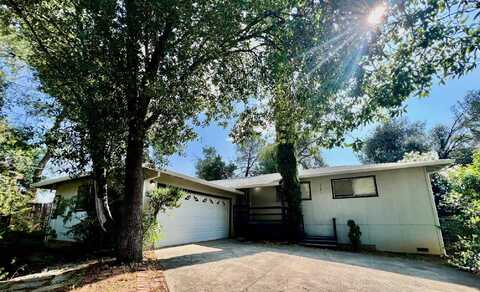 3901 El Portal Drive, Redding, CA 96002