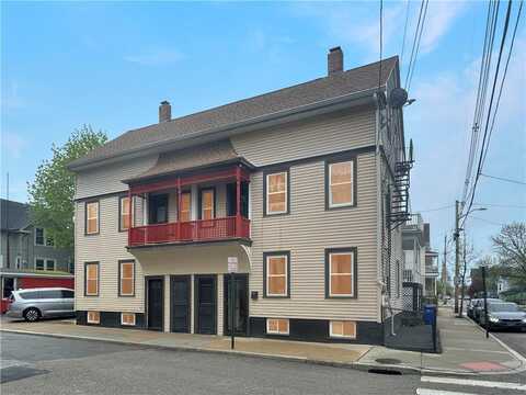 176 Briggs Street, Providence, RI 02905