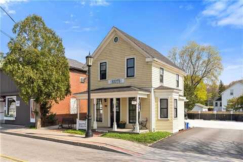 74 Maple Avenue, Barrington, RI 02806