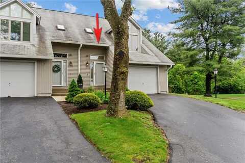 10 Tamarac Drive, Smithfield, RI 02828