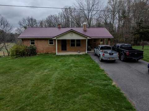 730 Wildcat Rd, Hillsville, VA 24343