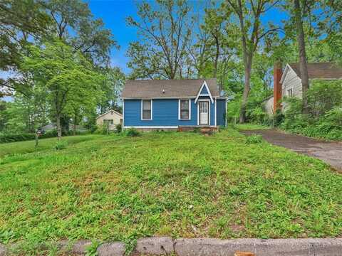 3310 Royalton Avenue, Breckenridge Hills, MO 63114