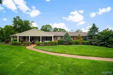 12935 Topping Estates Drive, Town and Country, MO 63131