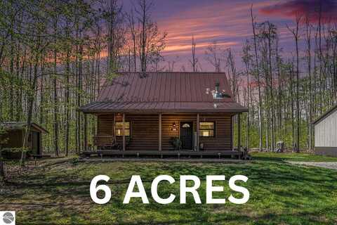 9266 Kenyon Trail, Frederic, MI 49733
