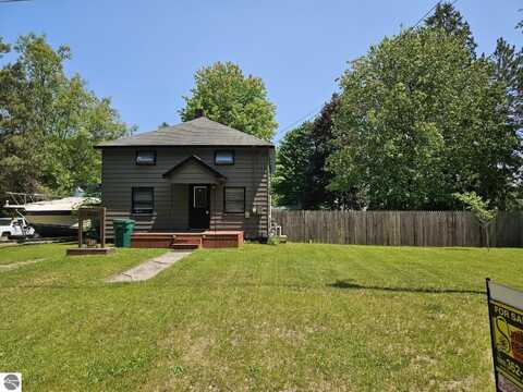 419 Twelfth Avenue, Tawas City, MI 48763